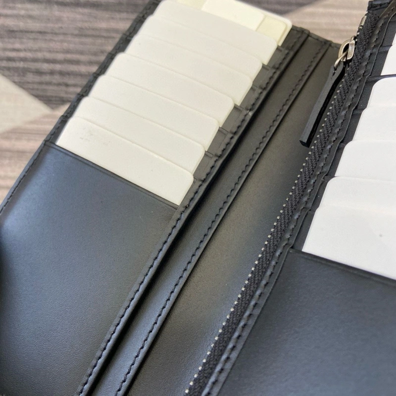 Gxccx Wallets & Purse UrbanStyle 39864