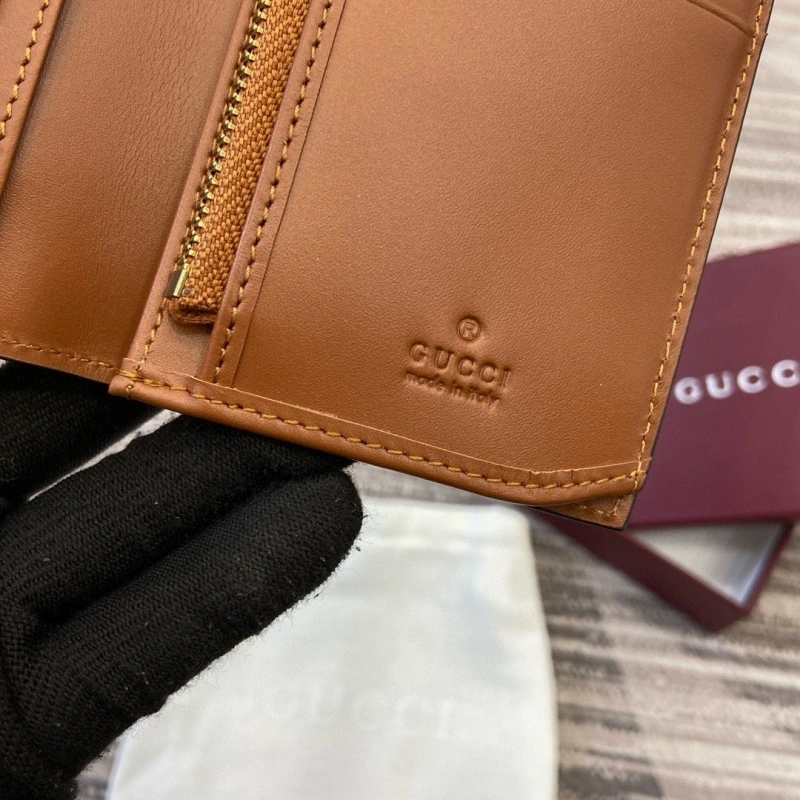 Gxccx Wallets & Purse WellDesigned 39851