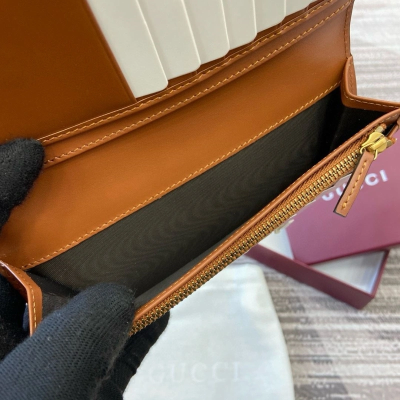 Gxccx Wallets & Purse WellDesigned 39851
