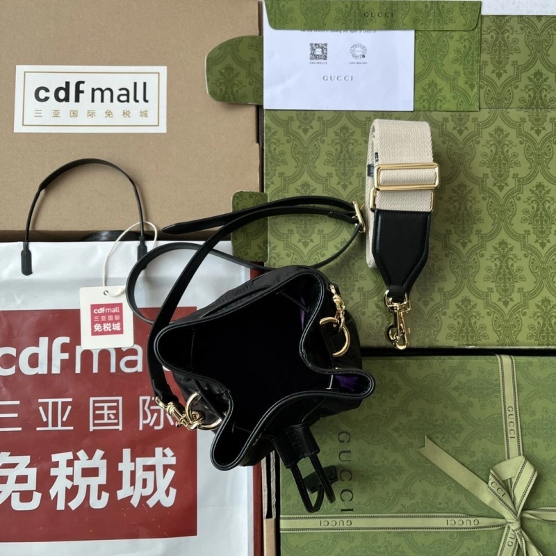 Resilient Gxccx Bucket Bags 42823