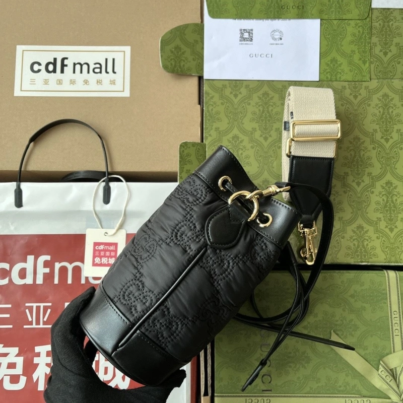 Resilient Gxccx Bucket Bags 42823