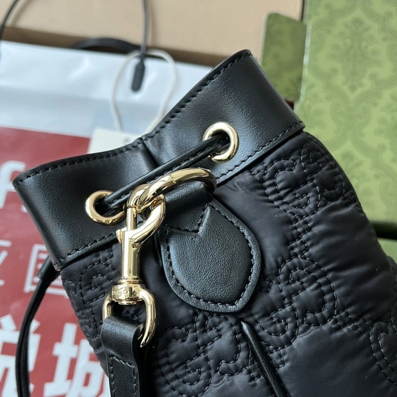 Resilient Gxccx Bucket Bags 42823
