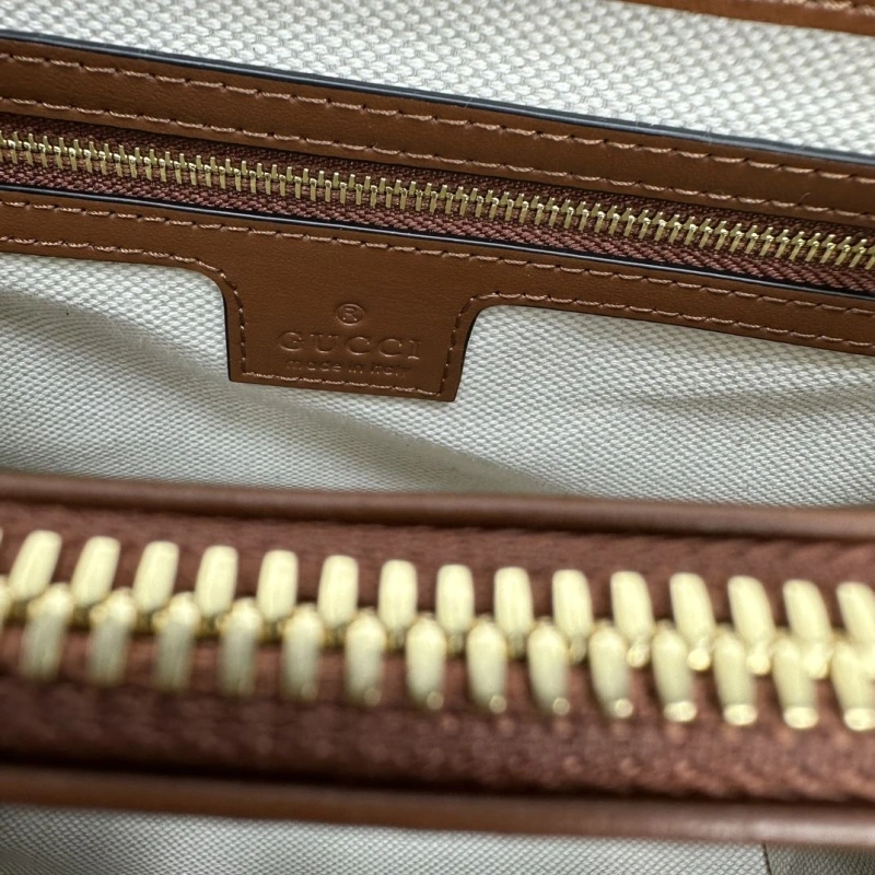 Trendsetting Gxccx Top Handle Bags 40715