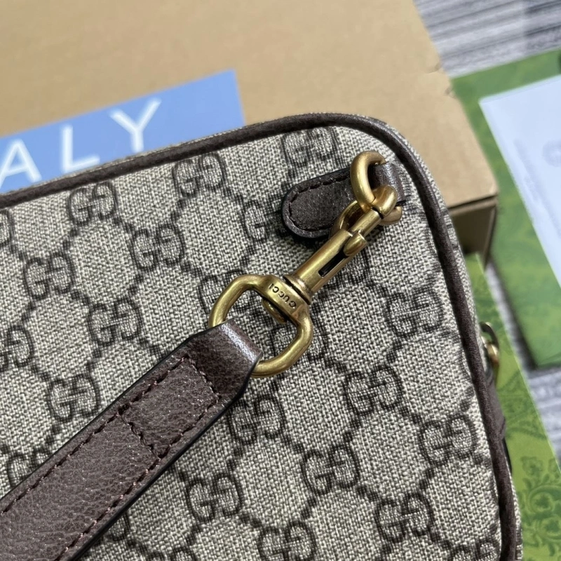 Versatile Gxccx Clutch Bags 42687