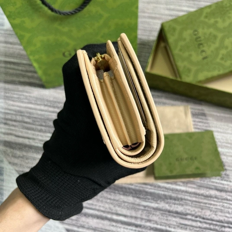 Comfortable Gxccx Wallets & Purse 39835