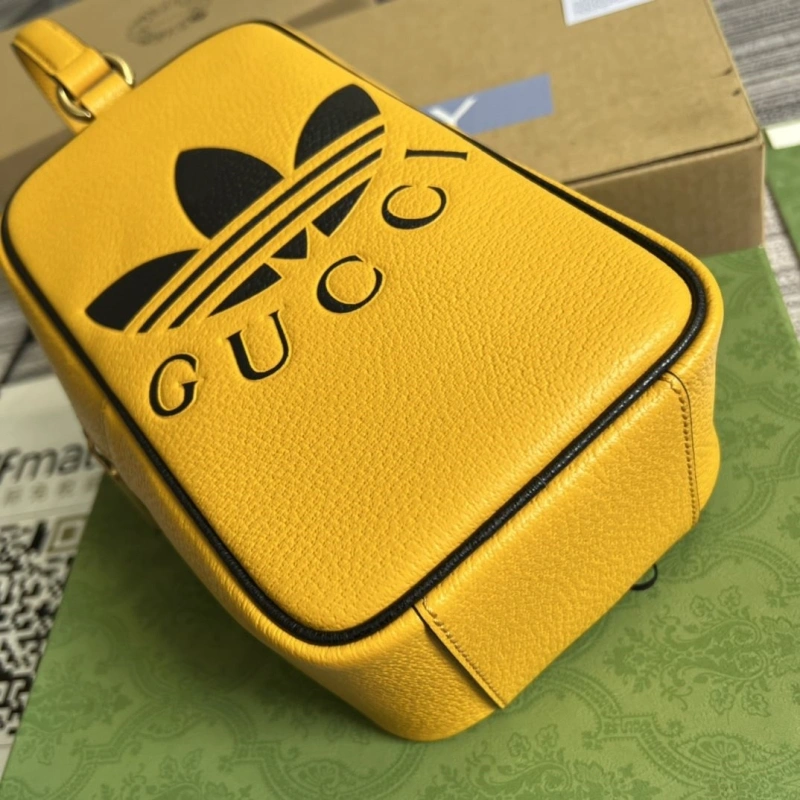 Versatile Gxccx Cosmetic Bags 42653