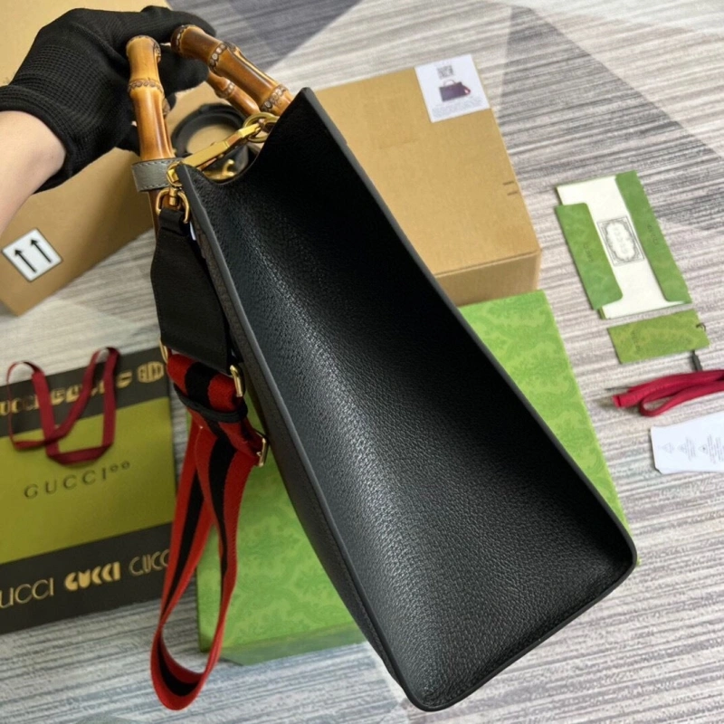 WellDesigned Gxccx Top Handle Bags 40626