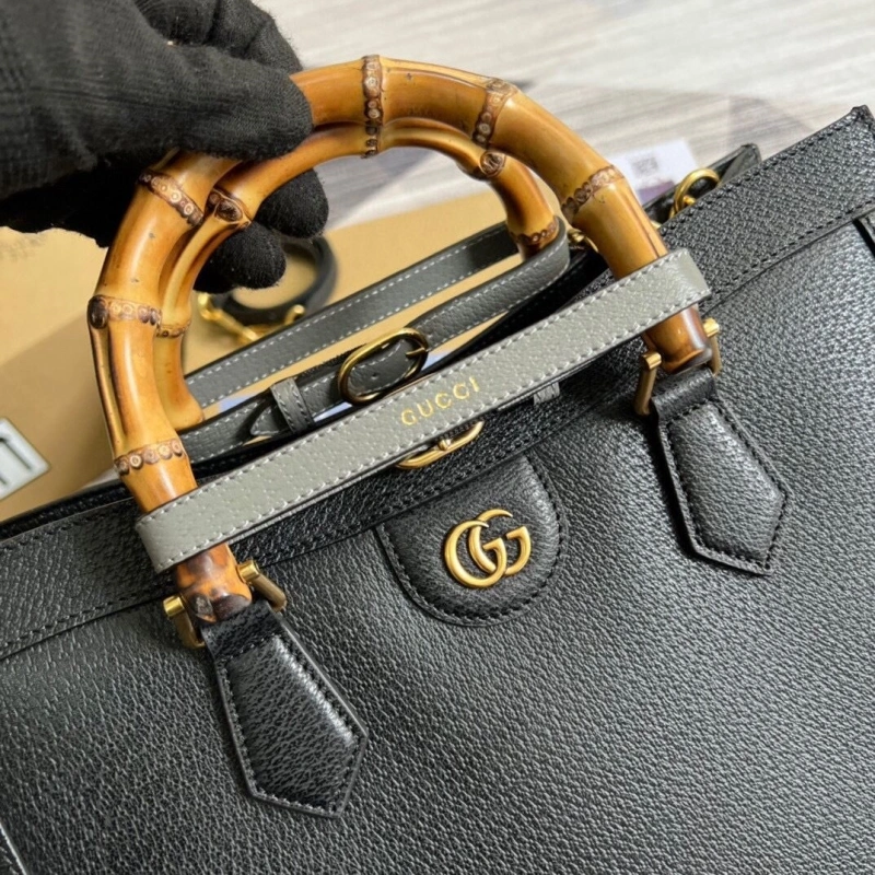 WellDesigned Gxccx Top Handle Bags 40626