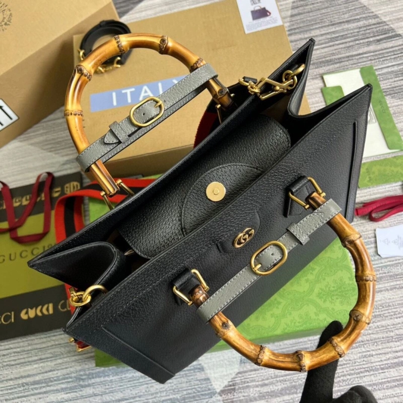 WellDesigned Gxccx Top Handle Bags 40626