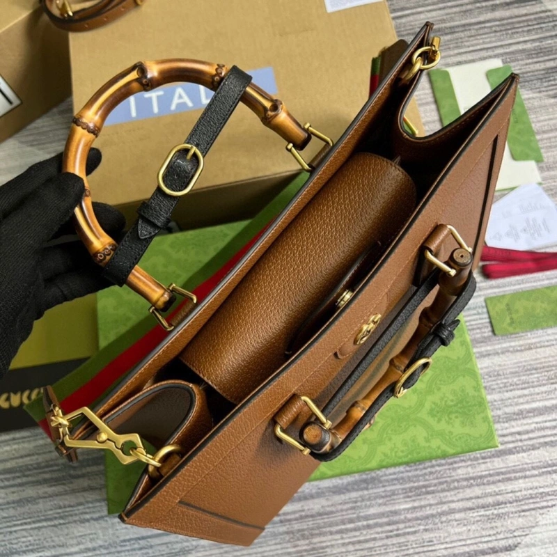 Resilient Gxccx Top Handle Bags 40636
