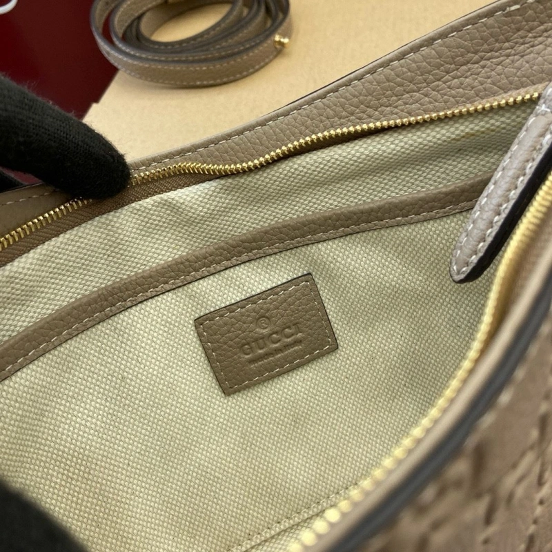 Comfortable Gxccx Top Handle Bags 40617