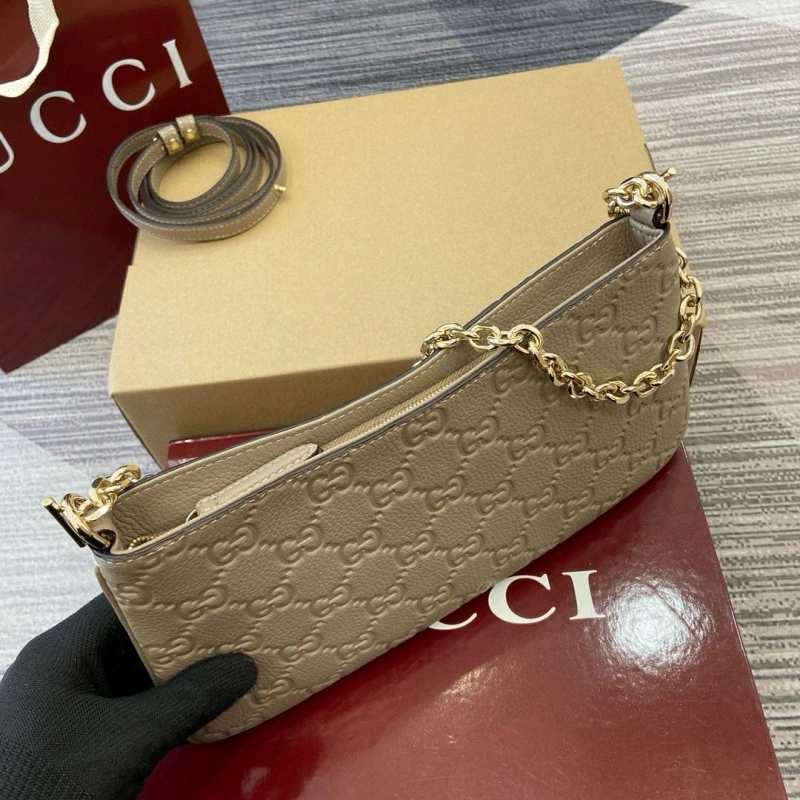 Comfortable Gxccx Top Handle Bags 40617