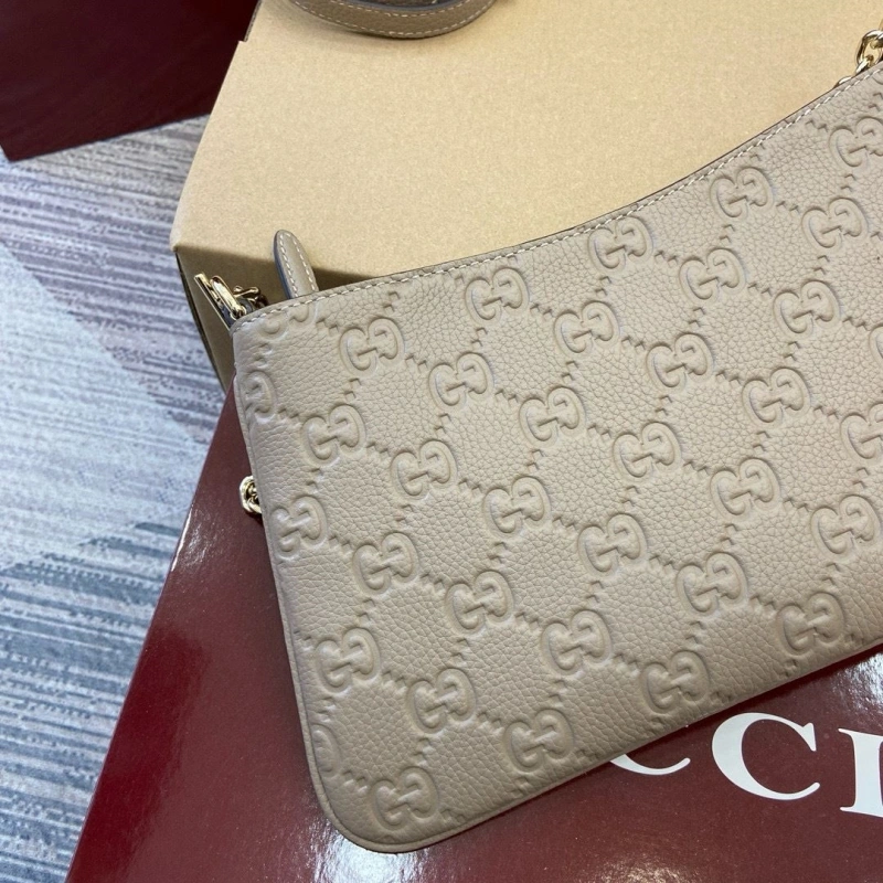 Comfortable Gxccx Top Handle Bags 40617