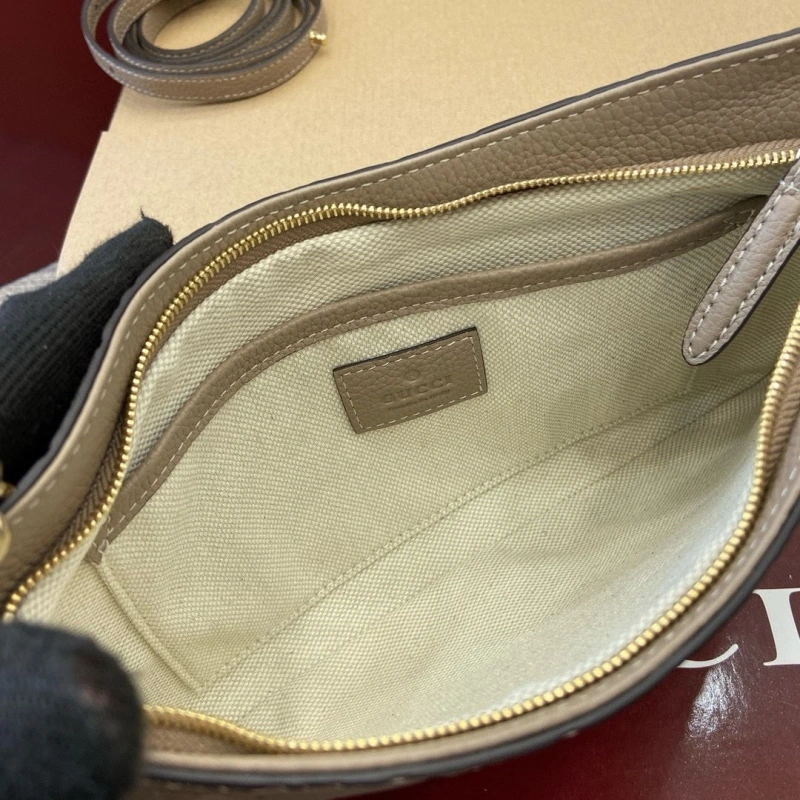 Comfortable Gxccx Top Handle Bags 40617