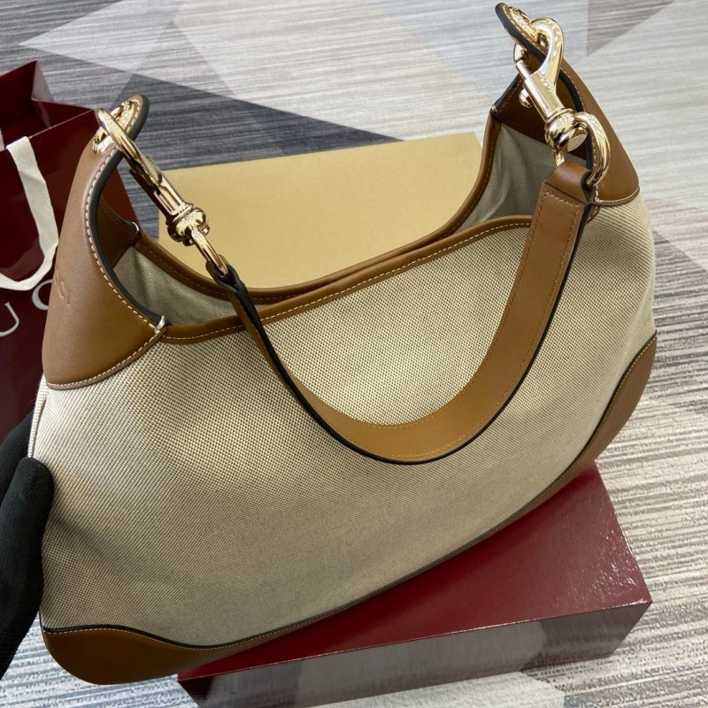 Gxccx Top Handle Bags ModernLook 40539
