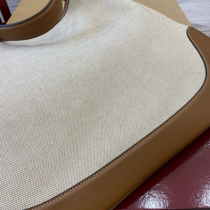 Gxccx Top Handle Bags ModernLook 40539