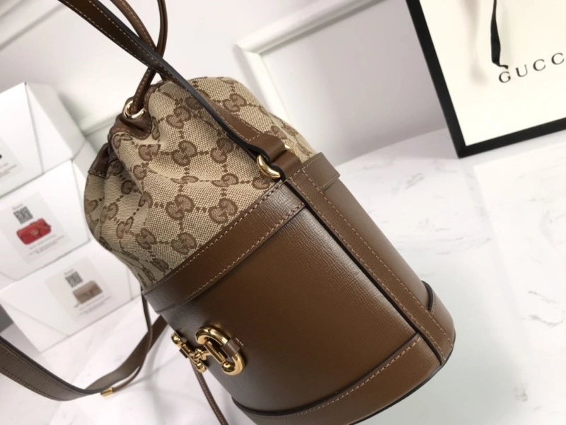 Cozy Gxccx Bucket Bags 42808