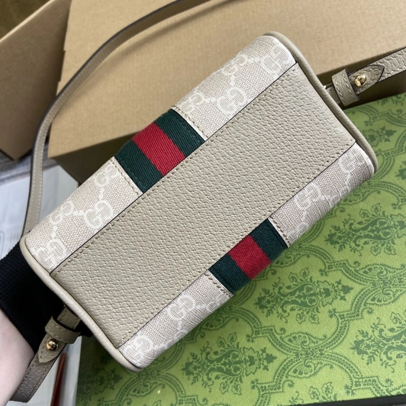 Resilient Gxccx Speedy Bags 41331