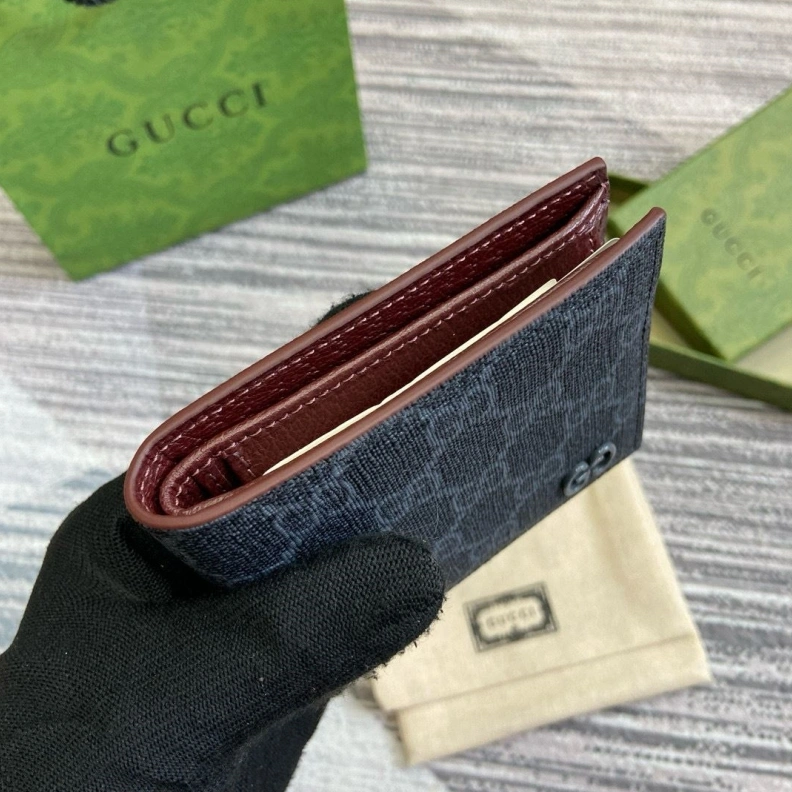 Sophisticated Gxccx Wallets & Purse 35198