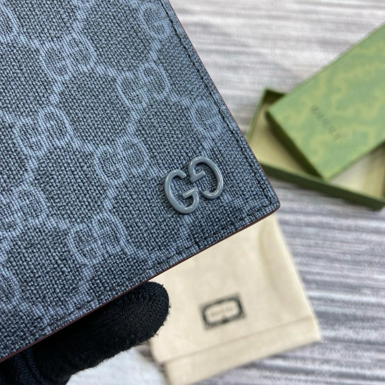 Sophisticated Gxccx Wallets & Purse 35198