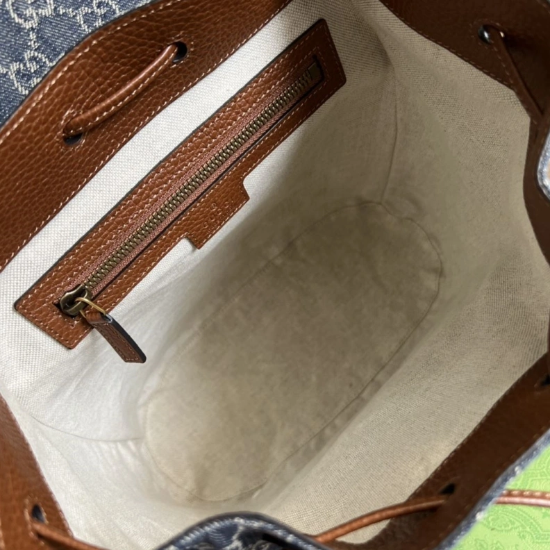 Fashionable Gxccx Backpacks 38344