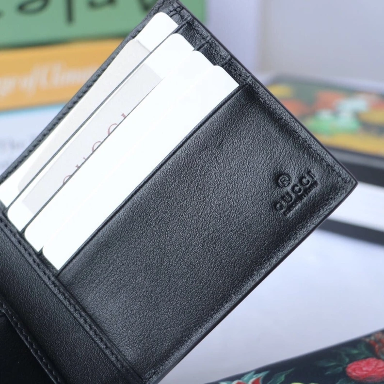 Comfortable Gxccx Wallets & Purse 35180