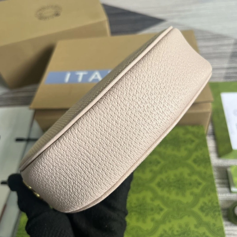Stylish Gxccx Top Handle Bags 36439