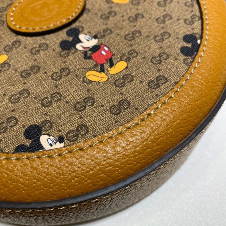 Gxccx Round Bags Timeless 38007