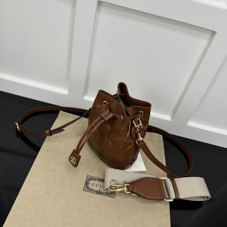 Gxccx Bucket Bags AllSeason 38234