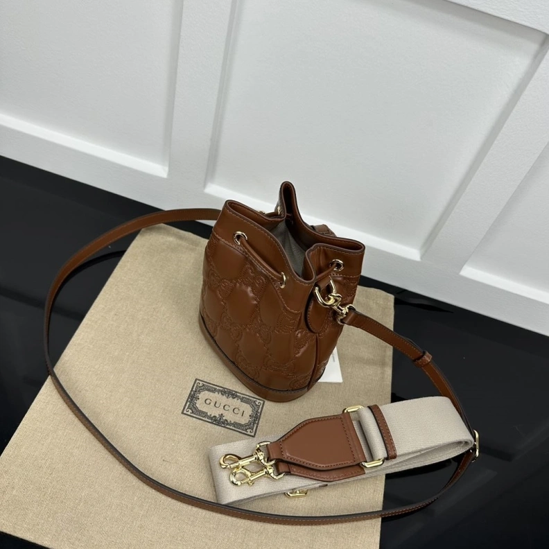 Gxccx Bucket Bags AllSeason 38234
