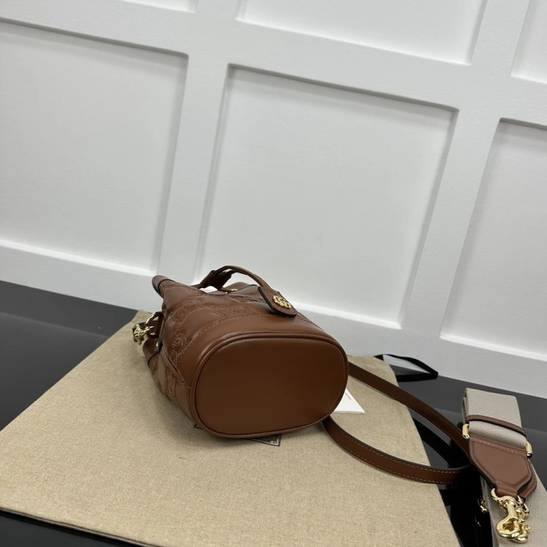 Gxccx Bucket Bags AllSeason 38234
