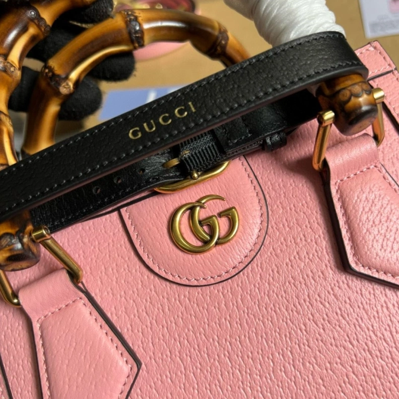 WellDesigned Gxccx Top Handle Bags 36420