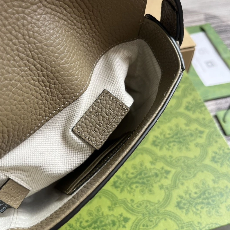 Resilient Gxccx Satchel Bags 37930