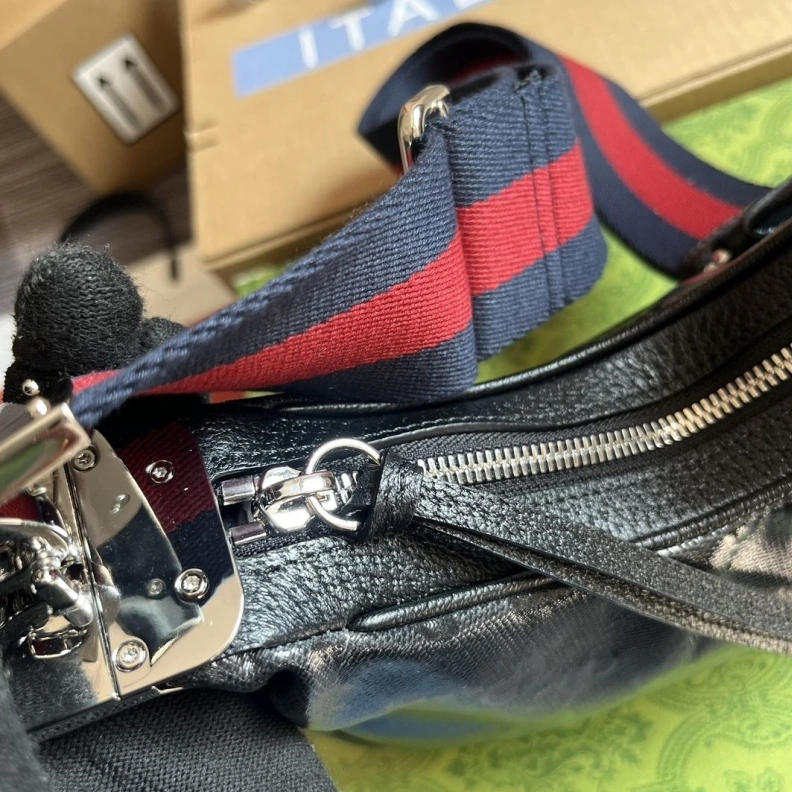 Vibrant Gxccx Satchel Bags 37945