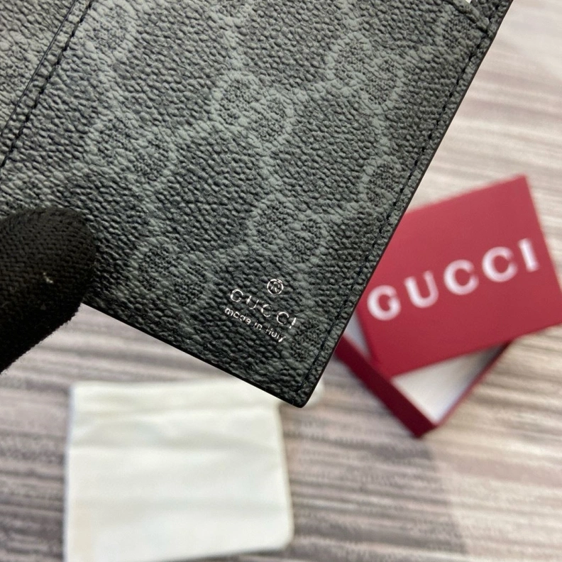 Versatile Gxccx Wallets & Purse 35137