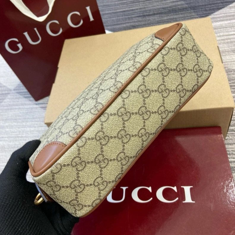 HighQuality Gxccx Clutch Bags 38142