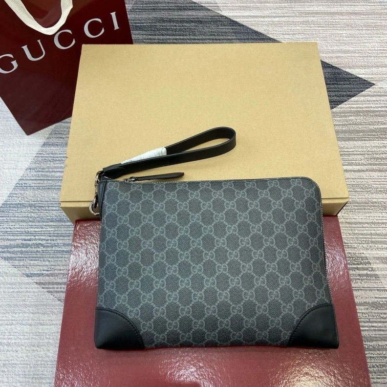 Stylish Gxccx Clutch Bags 38168