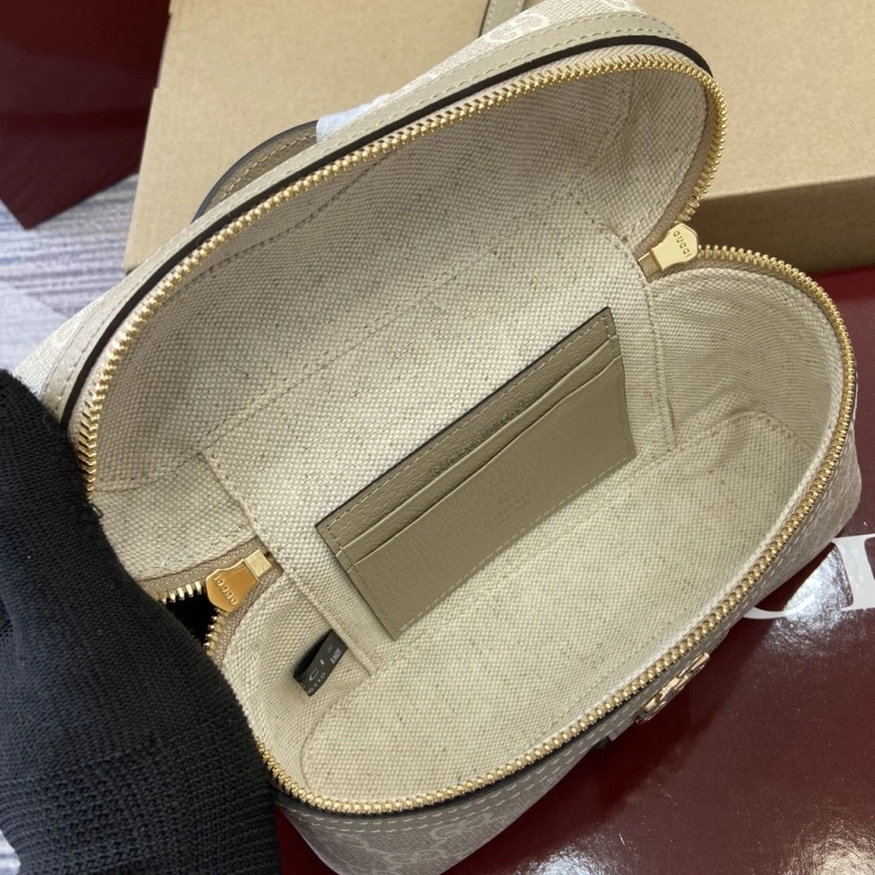 Flexible Gxccx Cosmetic Bags 38099