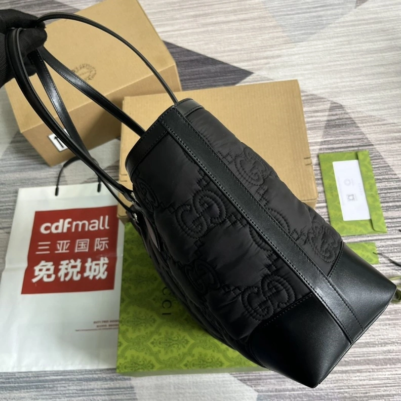 Compact Gxccx Shopping Bags 36709