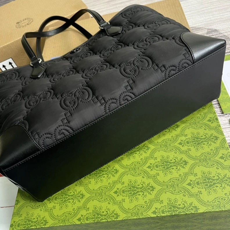 Compact Gxccx Shopping Bags 36709