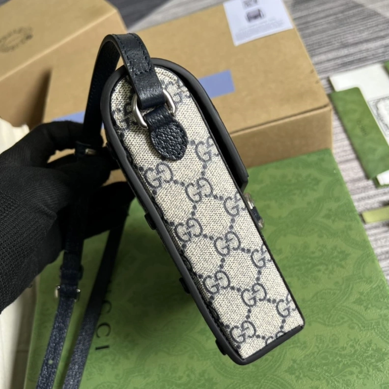 Resilient Gxccx Satchel Bags 37781