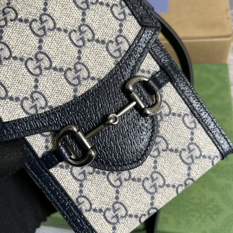 Resilient Gxccx Satchel Bags 37781