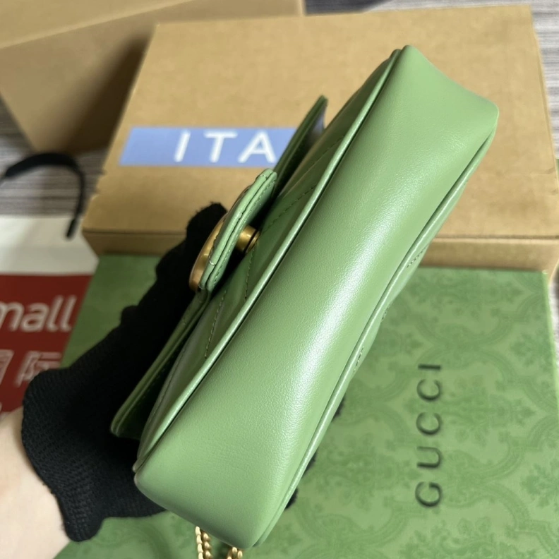 Gxccx Satchel Bags Vibrant 37789