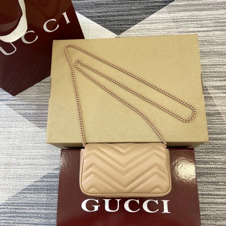 Gxccx Satchel Bags Vibrant 37787