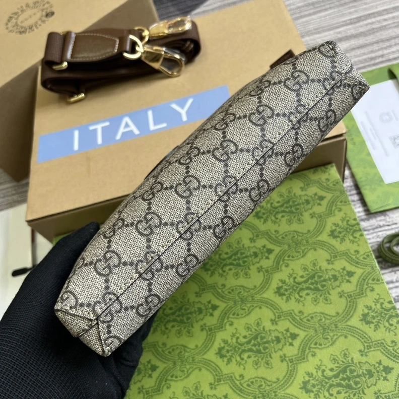 Minimalist Gxccx Clutch Bags 38171