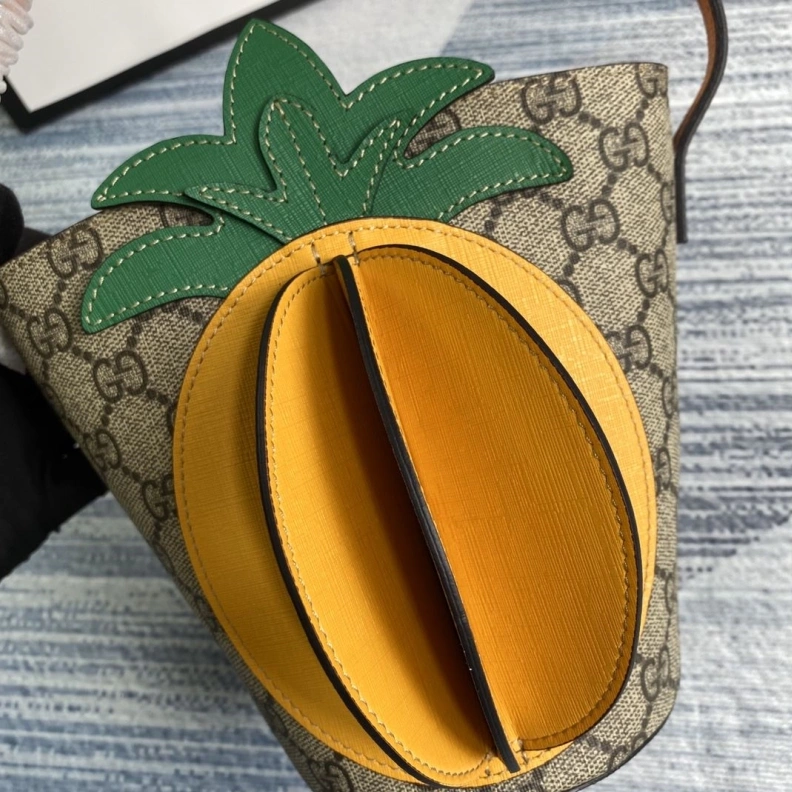 Stylish Gxccx Bucket Bags 38219
