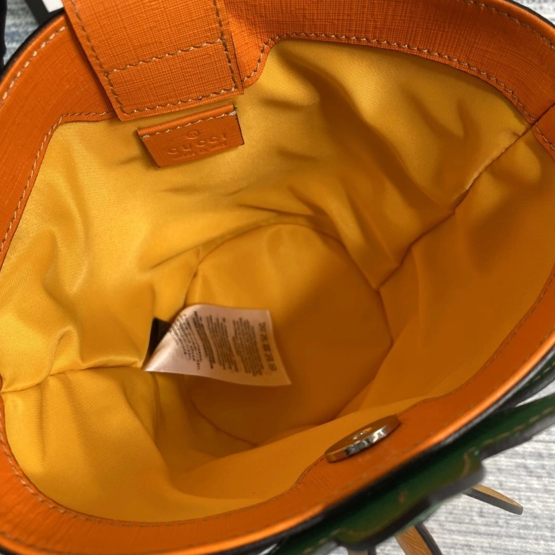 Stylish Gxccx Bucket Bags 38219