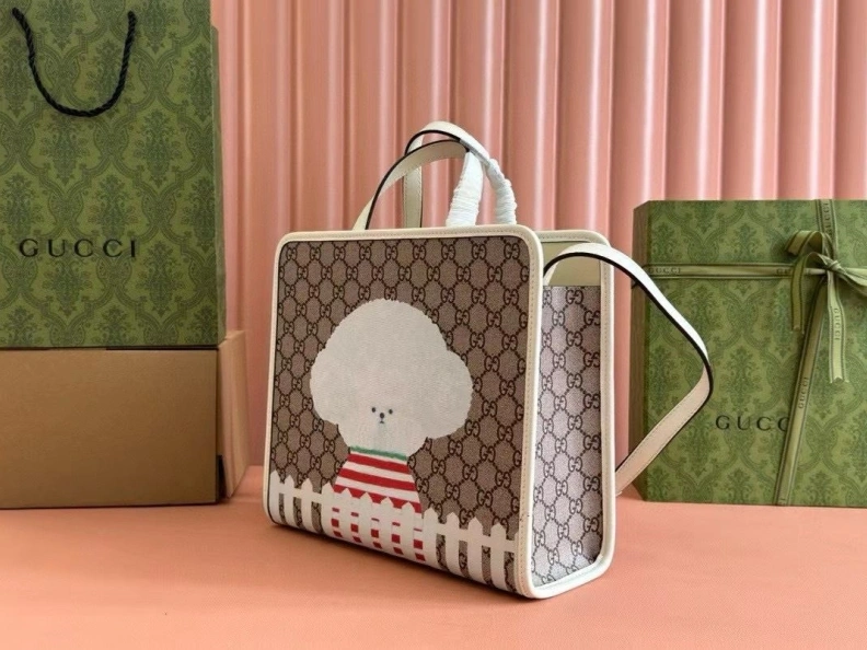 Gxccx Shopping Bags Bold 36688