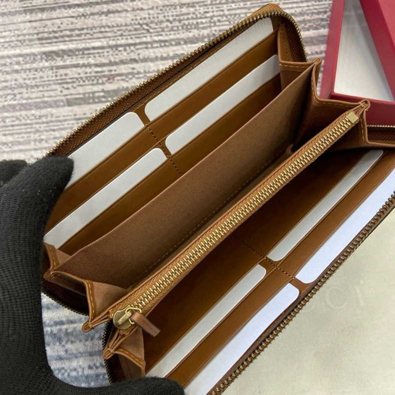 Gxccx Wallets & Purse Cozy 35134