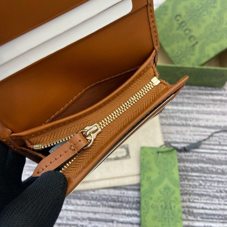 Lightweight Gxccx Wallets & Purse 35117